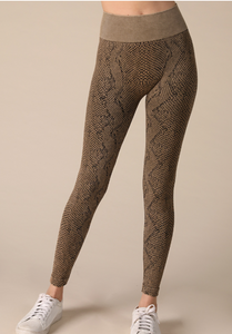 Kiss My Boa Leggings