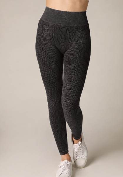 Kiss My Boa Leggings